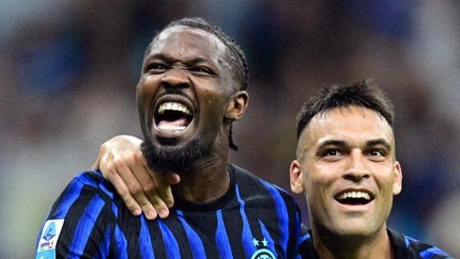 篮板中占据 篮板中占据