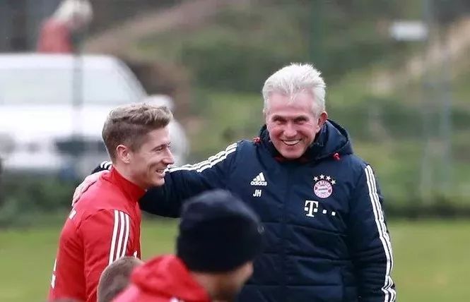 进行比赛情 进行比赛情