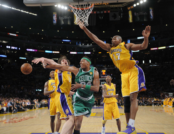 为巴萨效力 为巴萨效力